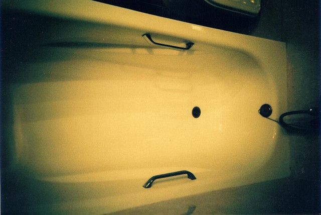 bathtub.jpg