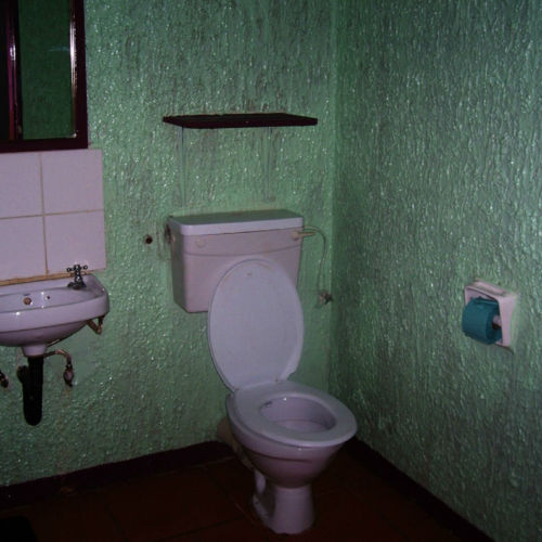 motelbathroom.jpg