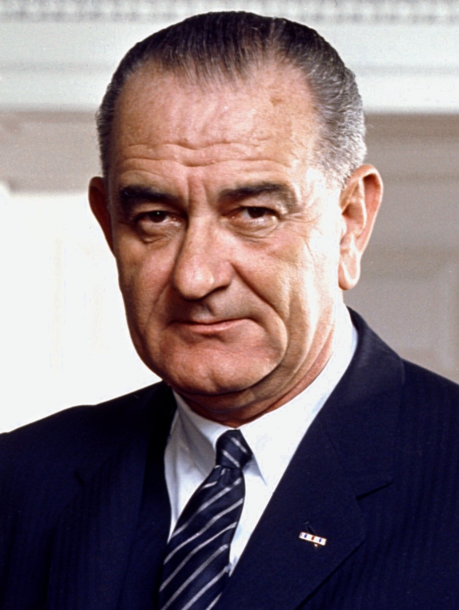 37_Lyndon_Johnson_3x4%20%281%29.jpg