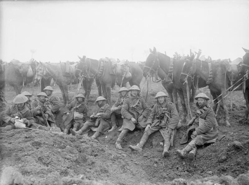 British_cavalry_resting_1917.jpg
