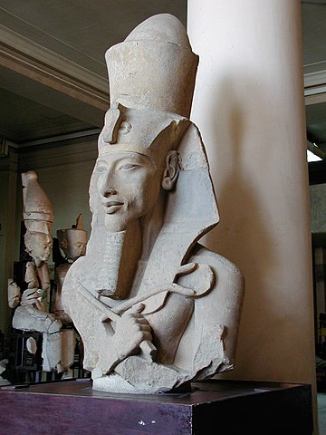 akhenaten.jpg