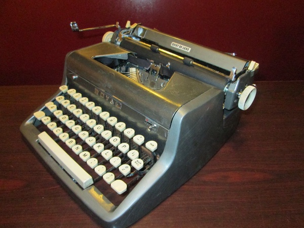 typewriter.jpg
