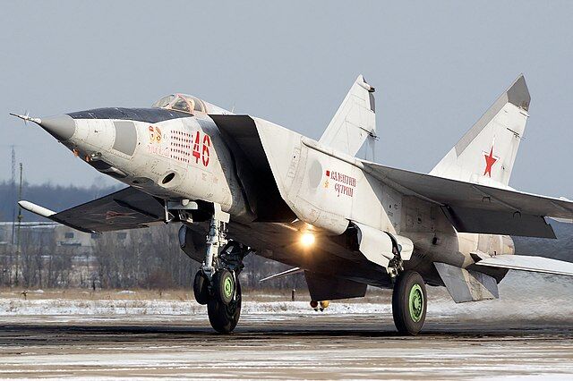 mig25