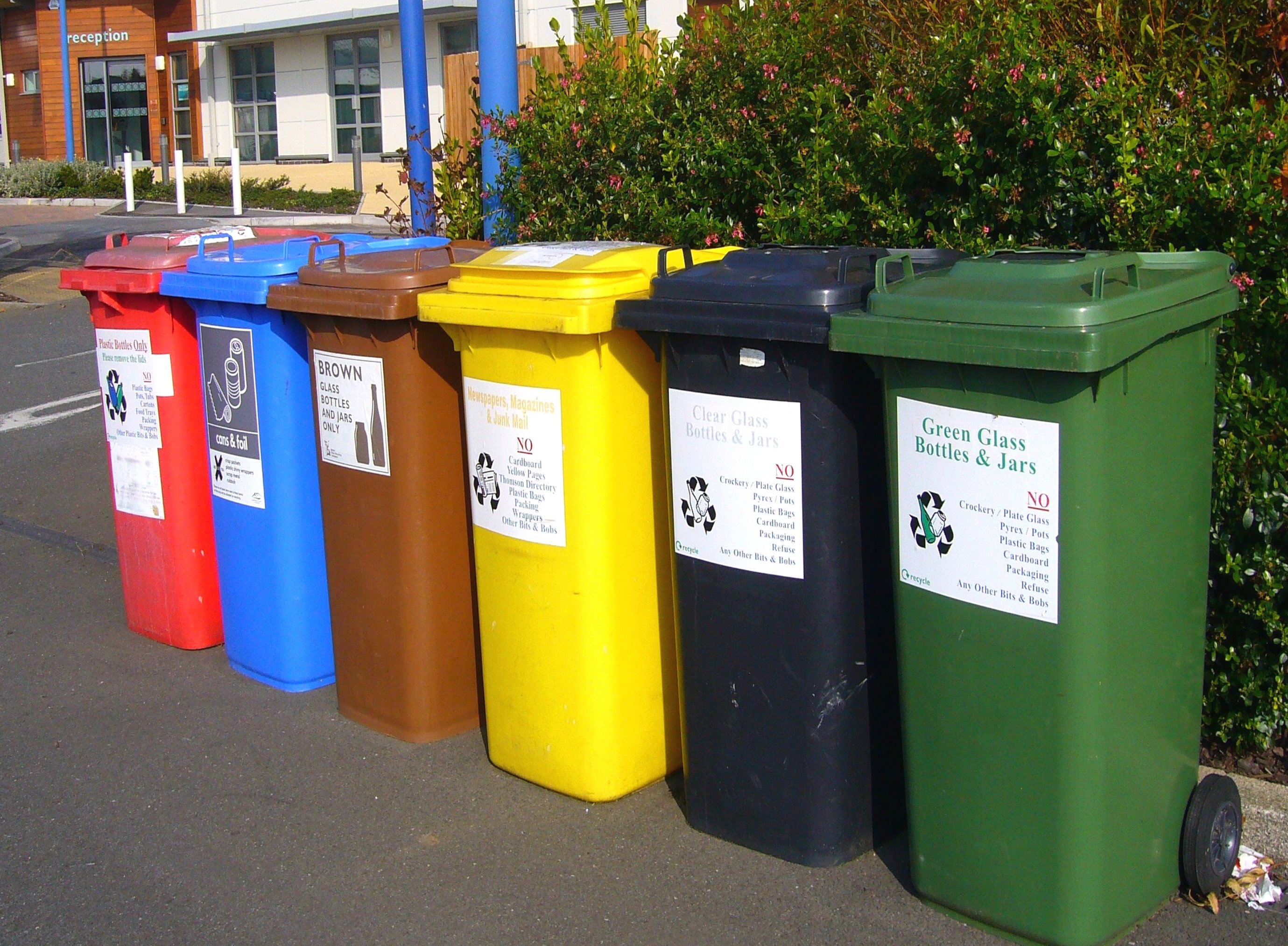 recycling-bins-recycle...vironment-373156.jpg