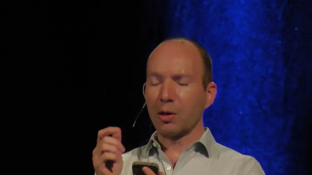 SCP-173，但是告诫中心页